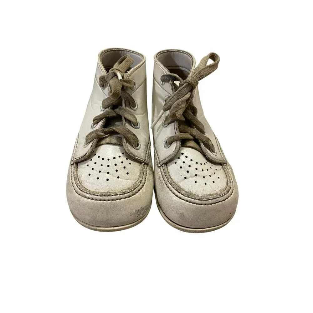 Vintage Baby Shoes 4? Used *some wear
